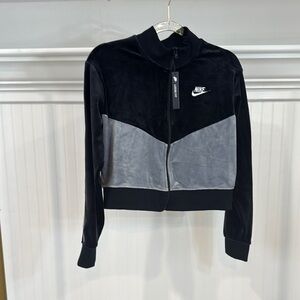 Nike Women's Black and Gray Jacket